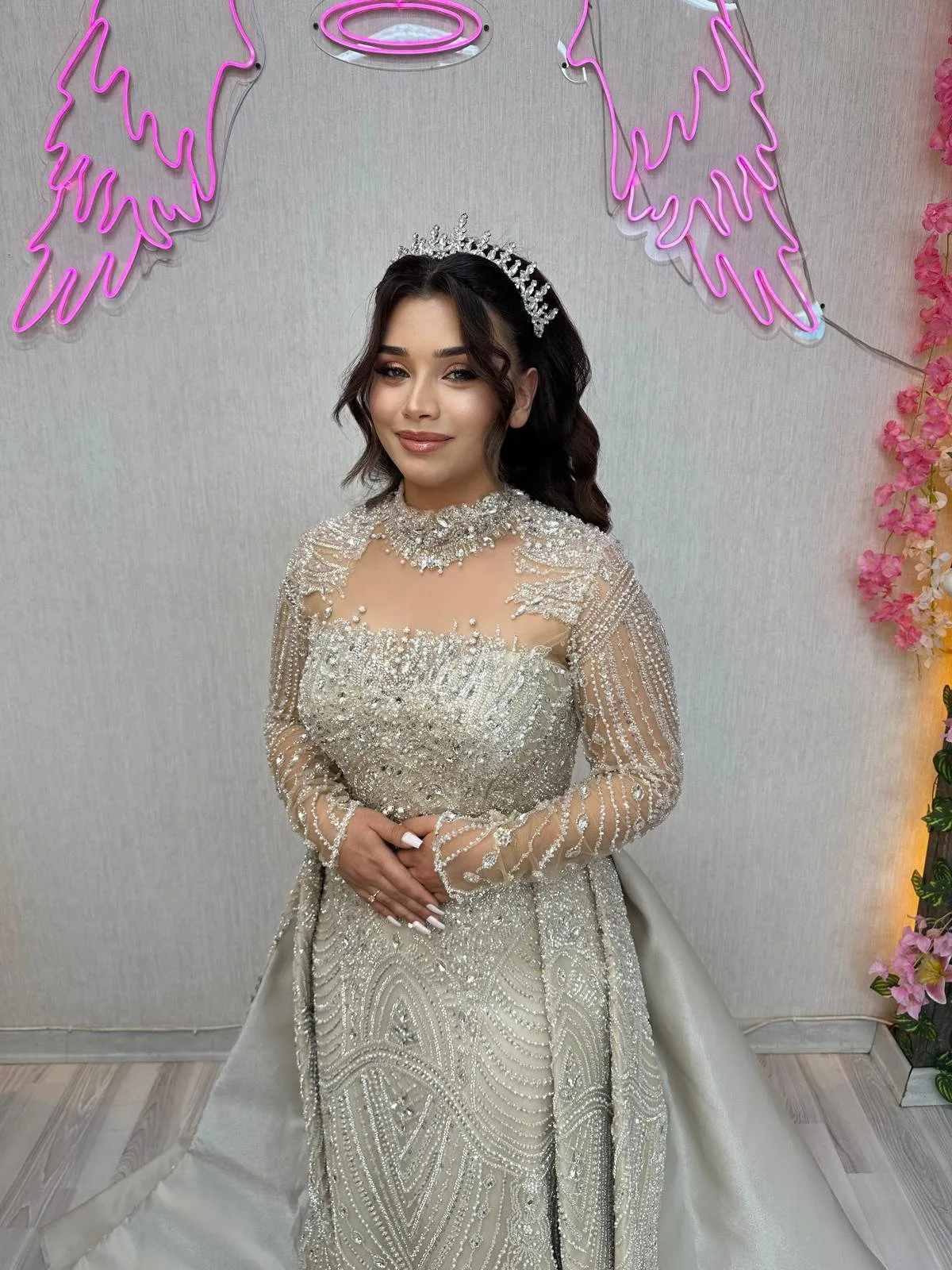 Taçlı gelin saçı ve makyajı, Züleyha Dinç Kuaför Aksaray